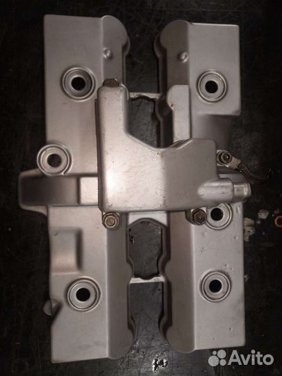 Клапанная крышка Suzuki bandit gsf400 сероголовый