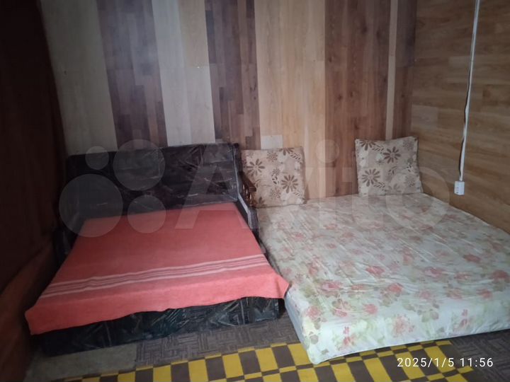 Дом 20 м² на участке 2 сот.