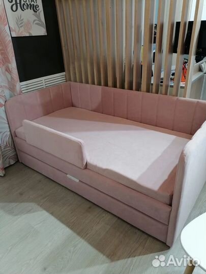 Детская кровать диван