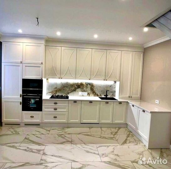 Кухонные гарнитуры