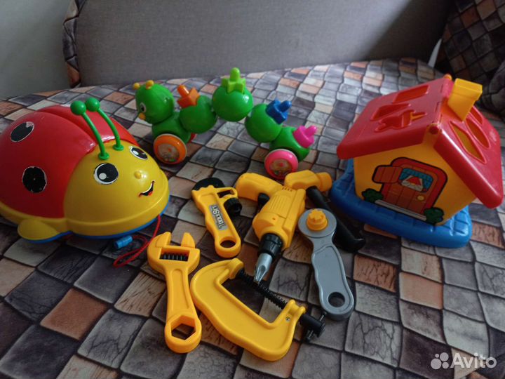 Развивающие игрушки пакетом