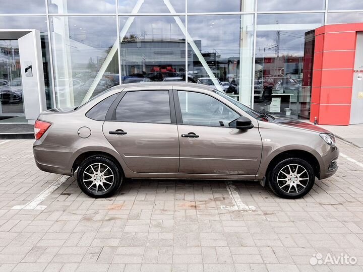LADA Granta 1.6 МТ, 2019, 56 746 км