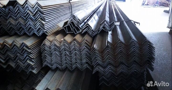 Угол стальной 50x50x4 мм