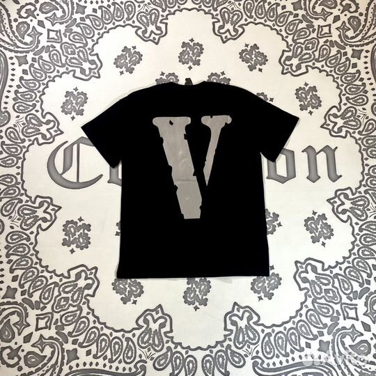 Футболка Vlone