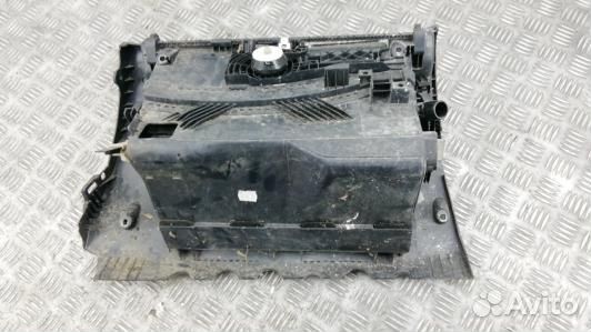 Бардачок (вещевой ящик) skoda octavia A5 Scout (71