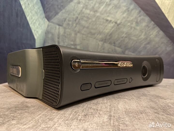Xbox 360, 500gb (прошит) + 230 игр
