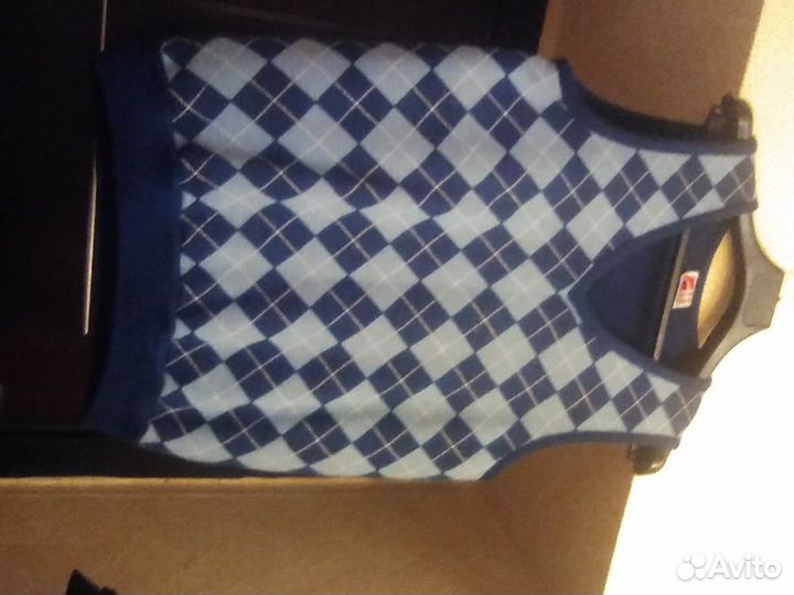 Жилет на школьника