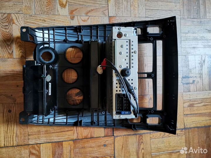 Декоративная рамка для Hyundai Tucson 1 поколения