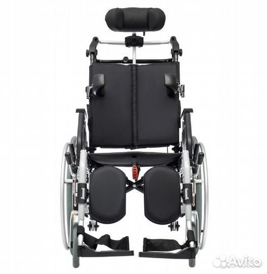 Механическая Кресло-коляска Delux 540