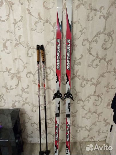 Беговые лыжи