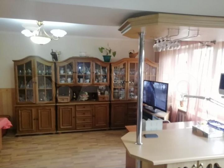 2-к. квартира, 50 м², 2/6 эт.