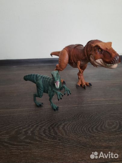 Динозавр Тирекс jurassic world