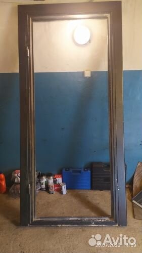 Дверь входная железная уличная бу