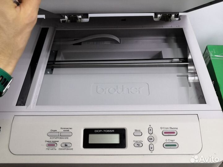 Принтер лазерный мфу Brother DCP-7055R