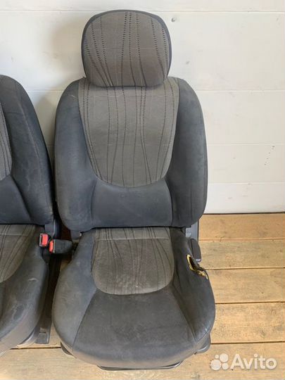 Сиденье переднее Hyundai Matrix 1 Рестайлинг 2 GL