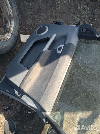 Дверь передняя правая Smart ForFour