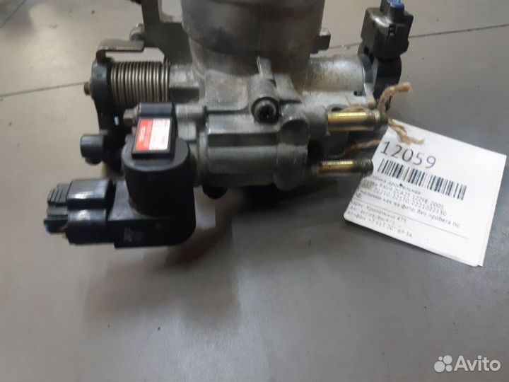 Заслонка дроссельная Toyota Rav4 ZCA25 1zzfe 2005