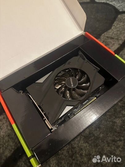 Видеокарта GeForce GTX 1650 Super 4gb