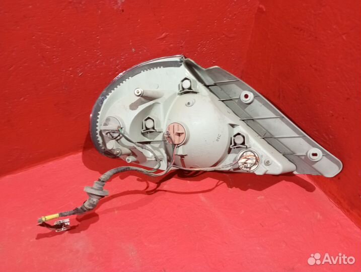 Киа Спектра фонарь задний правый