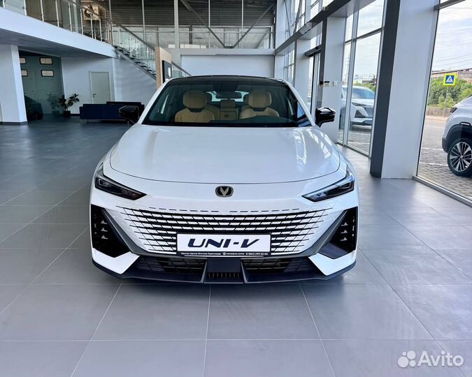 Changan UNI-V 1.5 AMT, 2023