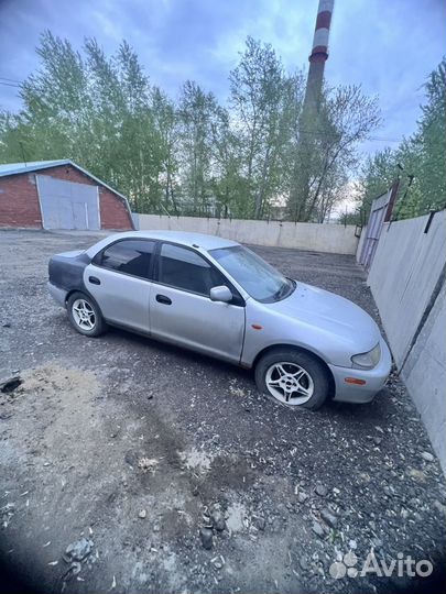 Mazda Familia 1.3 AT, 1996, битый, 250 000 км