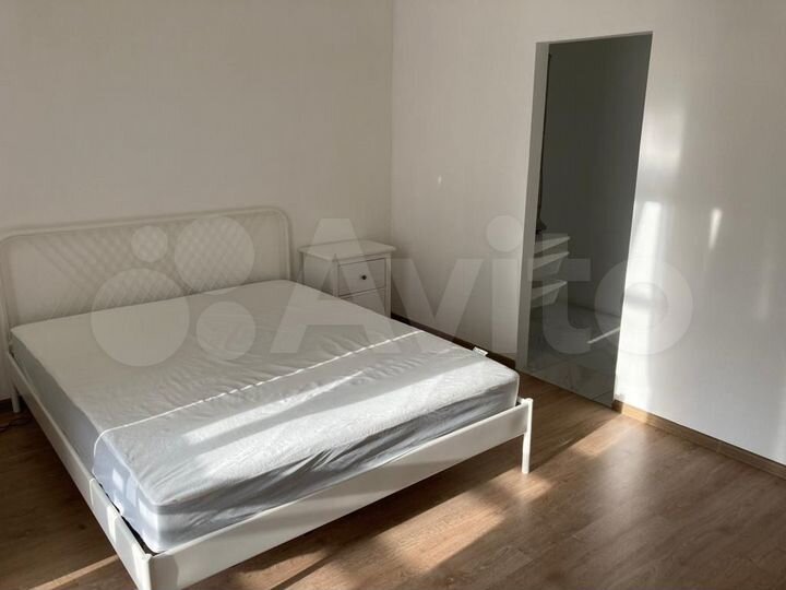 3-к. квартира, 90 м², 10/12 эт.