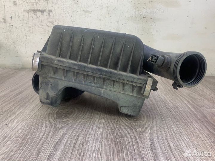 Корпус воздушного фильтра Opel Astra G Z16XE