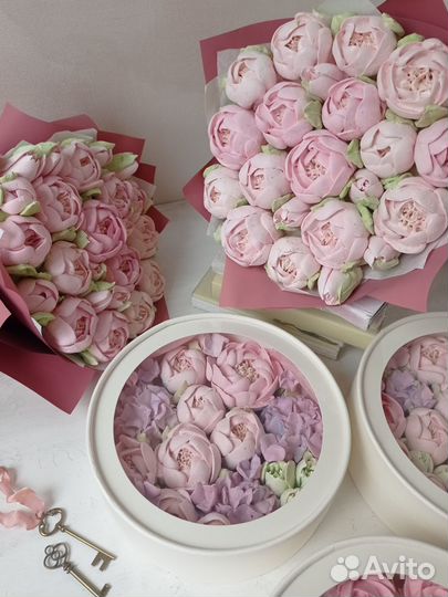 Букет из зефирных пионов