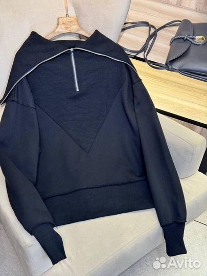 Свитшот Lemaire