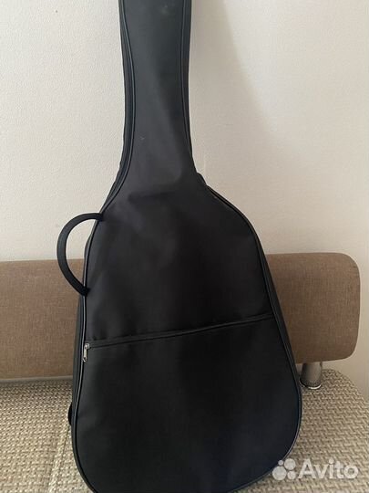 Акустическая гитара