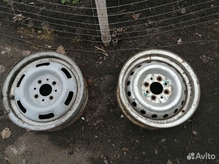 Колпаки на колеса r13