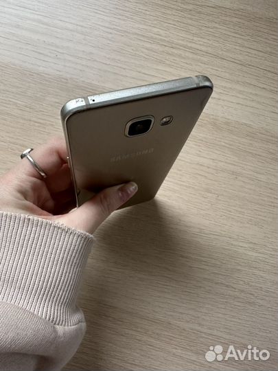 Телефон Samsung galaxy a5 2017