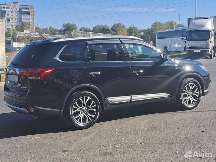 Mitsubishi Outlander 3.0 AT, 2015, 150 757 км