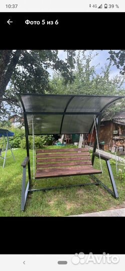 Качель металлическая с крышей