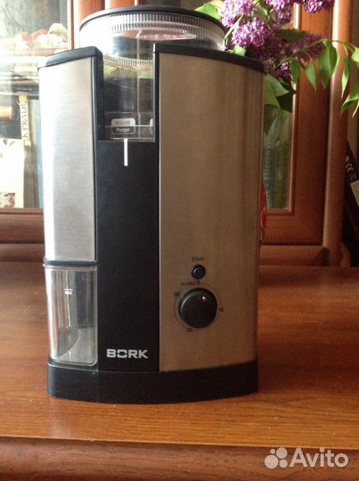 Кофемолка Bork CG MMN 9117 SI