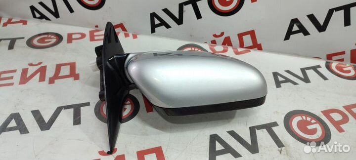 Зеркало правое Mitsubishi Airtrek CU5W 4G69