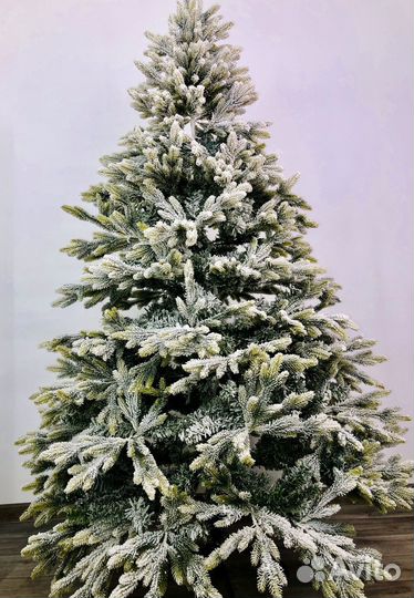 Елка искусственная заснеженная