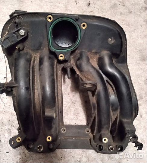 Peugeot Partner 1998 Коллектор впускной 9627765580