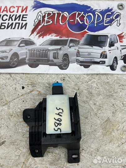 Датчик радарный/corner radar unit правый Genesis