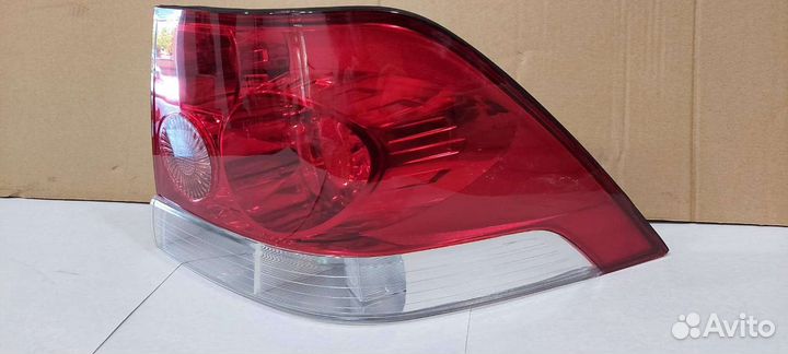 Фонарь правый Opel Astra H седан