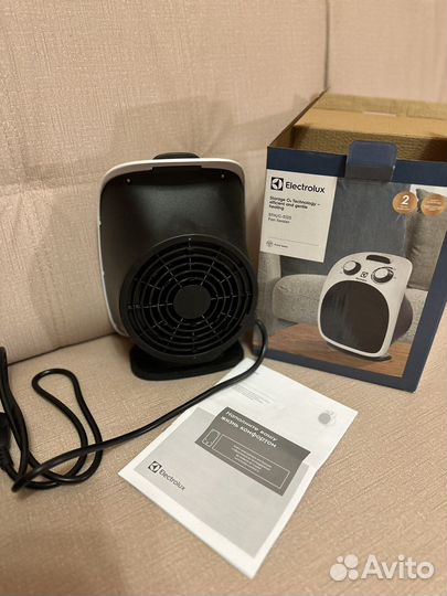 Керамический обогреватель новый Electrolux