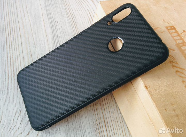 На Huawei Y7 2019 стекло чехол поклейка