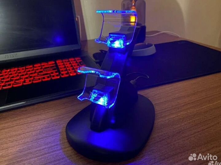 Зарядная станция для PS4 для геймпадов