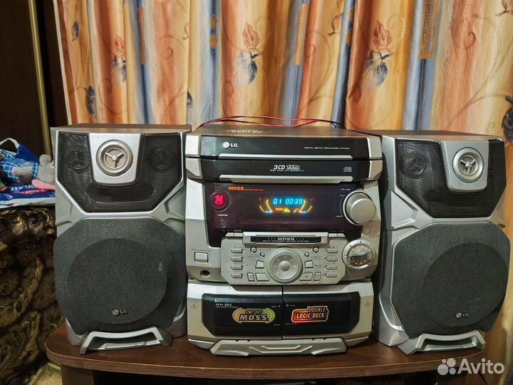 Музыкальный центр lg FFH 363 AX