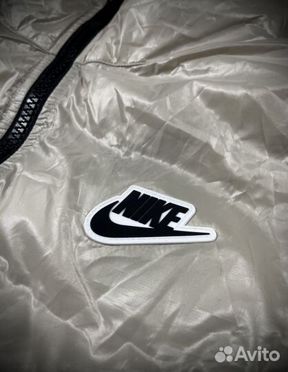 Пуховик Sportswear Nike Synthetic-Fill Windrunner