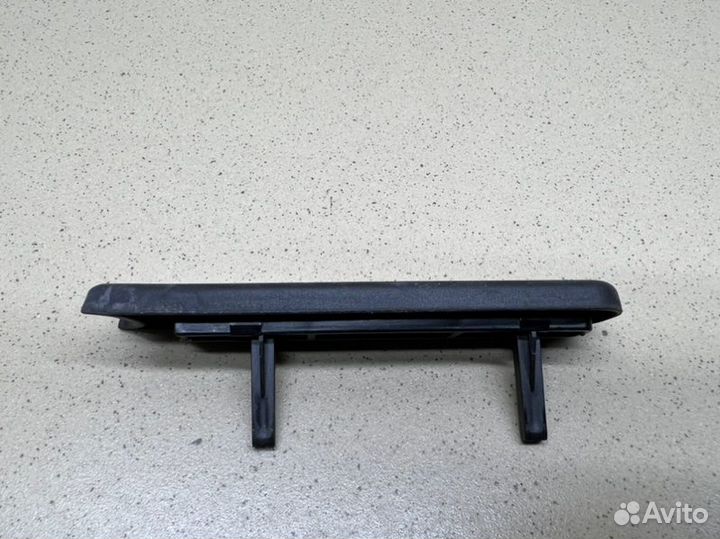 Отбойник крышки багажника Audi A3 8V czca 2014