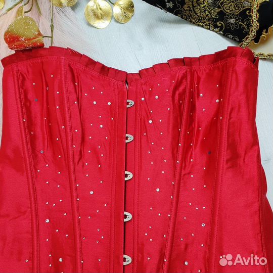 Корсет со стразами