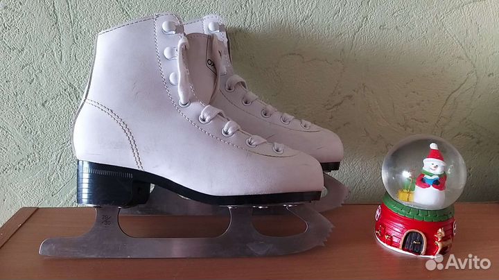 Коньки фигурные, размер 29/30