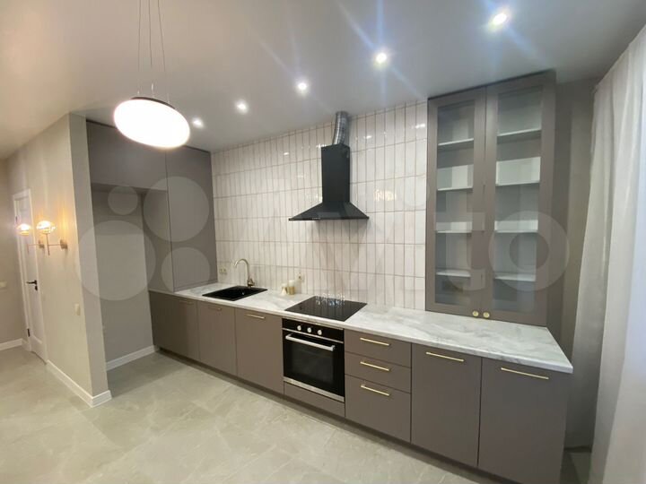 2-к. квартира, 46 м², 13/19 эт.