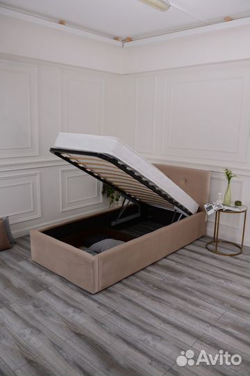 Кровать с подъемным механизмом + матрас 80х200